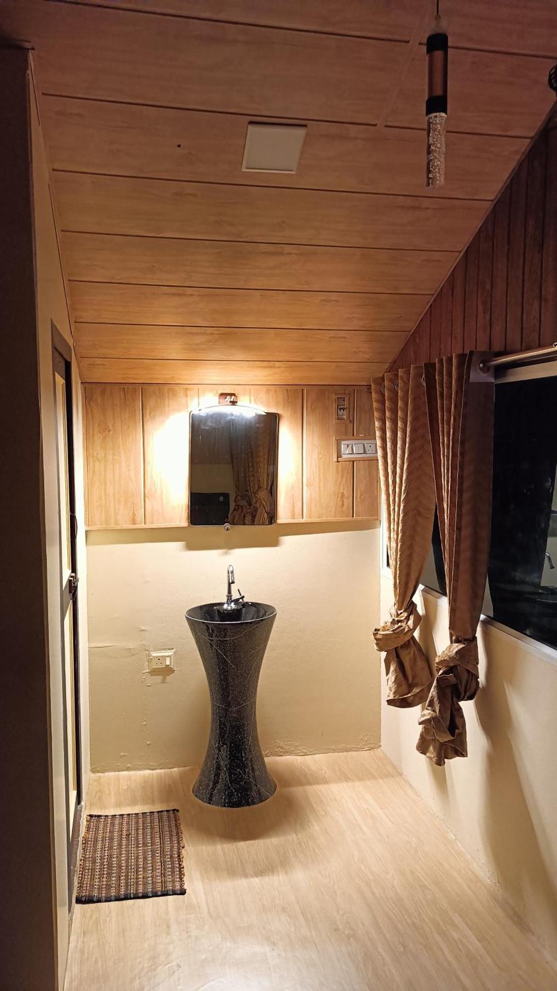 לונבלה Shelby Pawana Lake Cottages & Camping Tents מראה חיצוני תמונה